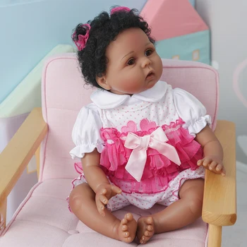 55 СМ Кукла Реборн Афроамериканская Момиче Меко Тяло 100% Ръчно Подробна Рисувани Колекционерска стойност Художествена Кукла