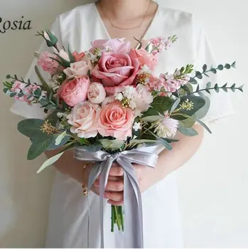 2021 Пролет Нова Работа-Розов Букет На Булката Имитация На Цветя Нередовни Индивидуални Сватбени Подпори На Букети Цветя На Булката Снимка