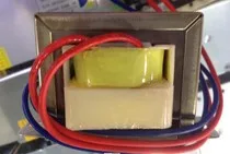 Обичай трансформатор за захранване 220 В 20 В повратна кутия 20 На тип за езда клип трансформатор мощност честотен трансформатор
