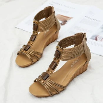 2022 Нови Летни Сандали с кристали Дамски Връхни дрехи Римска обувки На Танкетке Среден Наклон-Големи Размери Сандали на равна подметка сандали с нитове